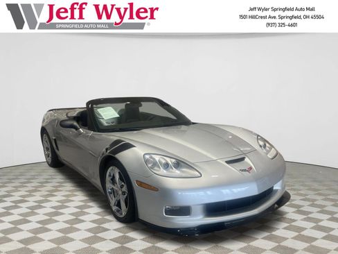 Used 2011 Chevrolet Corvette Grand Sport w/ Preferred Equipment Group image 1