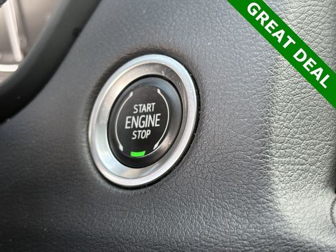 Used 2022 Cadillac XT4 Luxury w/ Cold Weather Package image 24