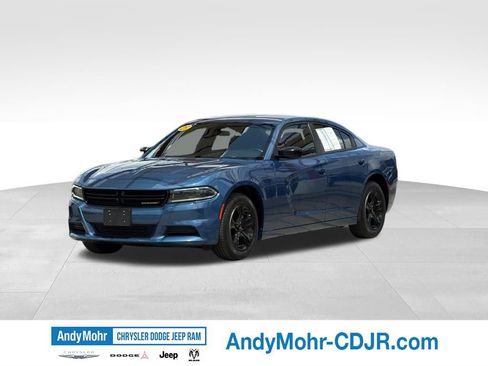 Used 2023 Dodge Charger SXT RWD image 3