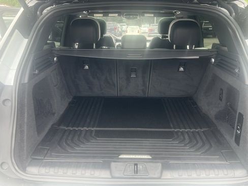 Used 2023 Land Rover Range Rover Sport SE Dynamic image 22