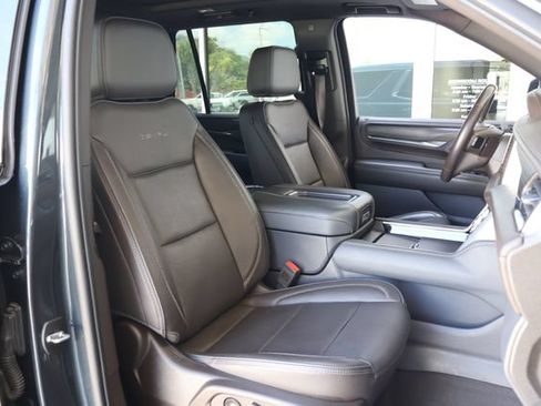 Used 2022 GMC Yukon Denali RWD image 24