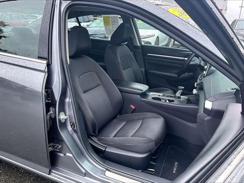 Used 2019 Nissan Altima 2.5 SV AWD/4WD image 11