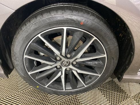 Used 2023 Toyota Camry SE image 11