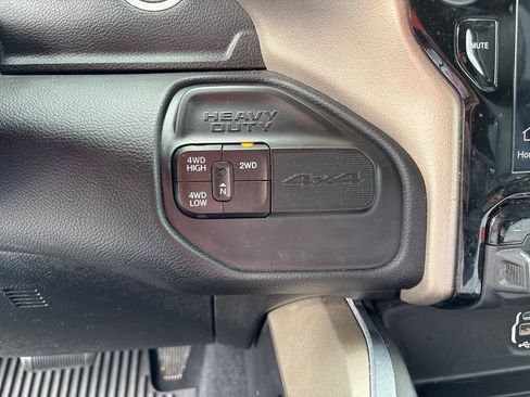 Used 2024 RAM 2500 Laramie AWD/4WD image 52