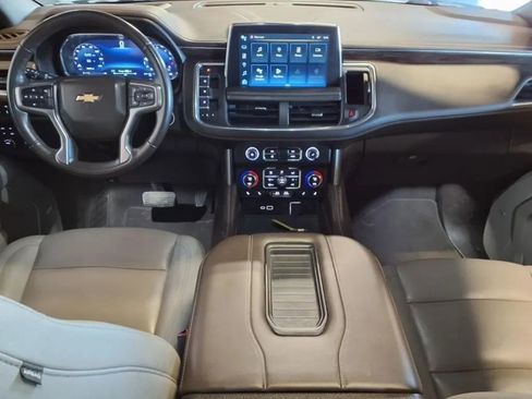 Used 2023 Chevrolet Tahoe LT AWD/4WD image 2