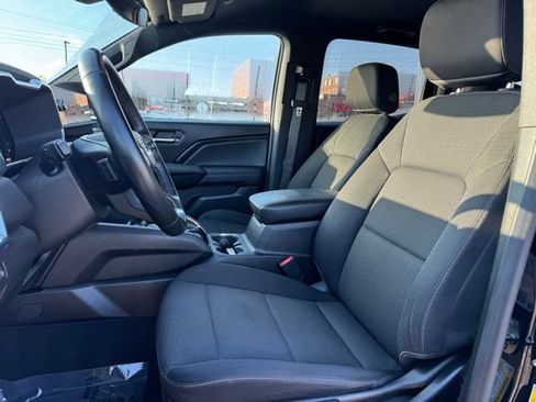 Used 2024 GMC Canyon Elevation w/ Trailering Package AWD/4WD image 12