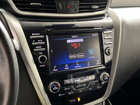 Used 2023 Nissan Murano SV image 18