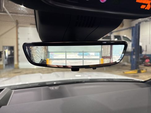 New 2025 GMC Sierra EV Denali image 31