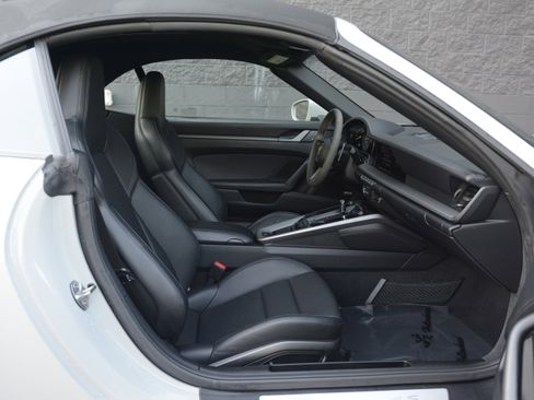 Certified 2024 Porsche 911 Carrera 4S image 26