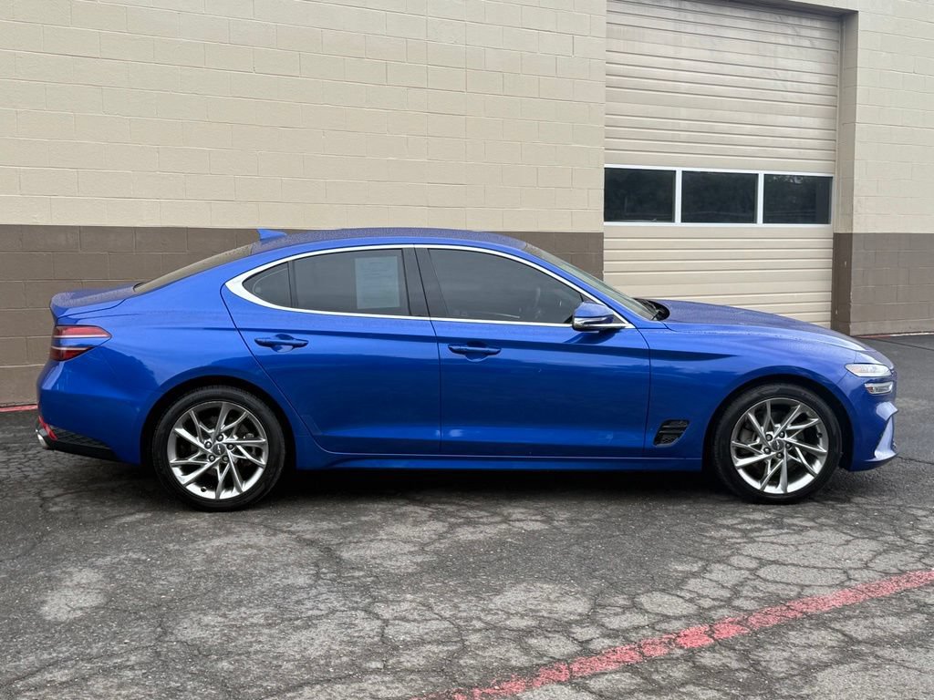 Used 2022 Genesis G70 2.0T AWD/4WD image 3