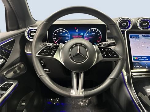 Used 2026 Mercedes-Benz GLC 300 4MATIC image 17