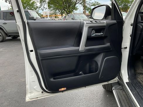 Used 2023 Toyota 4Runner SR5 RWD image 18