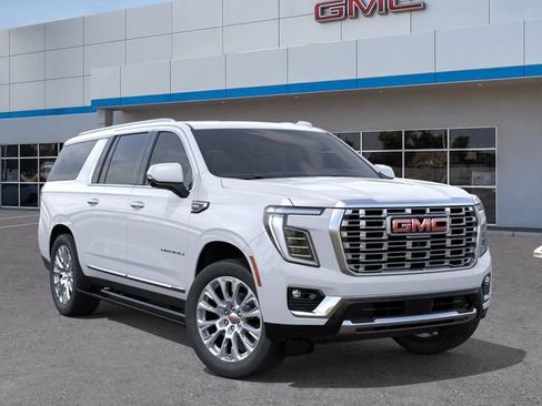 New 2026 GMC Yukon XL Denali w/ Denali Reserve Package AWD/4WD image 7