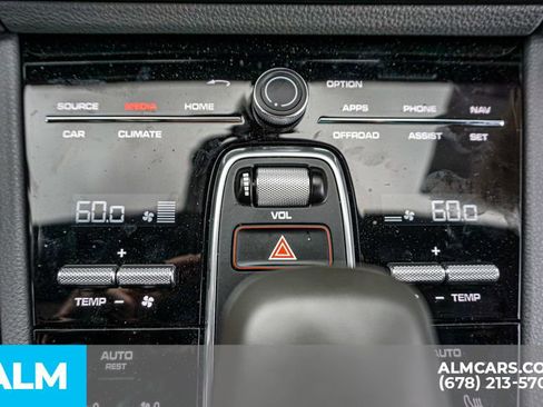 Used 2022 Porsche Cayenne Base image 42