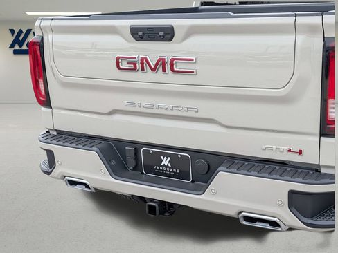 New 2026 GMC Sierra 1500 AT4 w/ AT4 Premium Package AWD/4WD image 8
