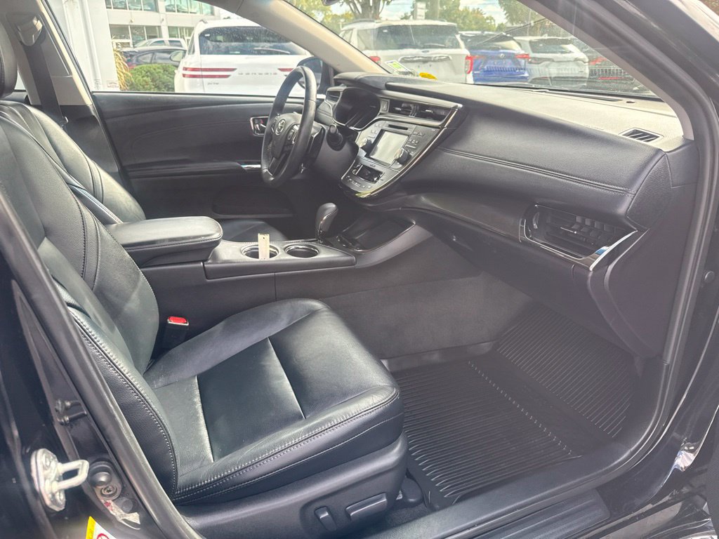 Used 2018 Toyota Avalon XLE Premium w/ Carpet Mat Package FWD image 23