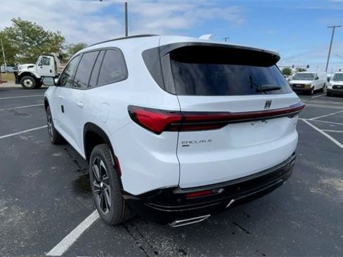 New 2026 Buick Enclave Sport Touring w/ Power Package image 8