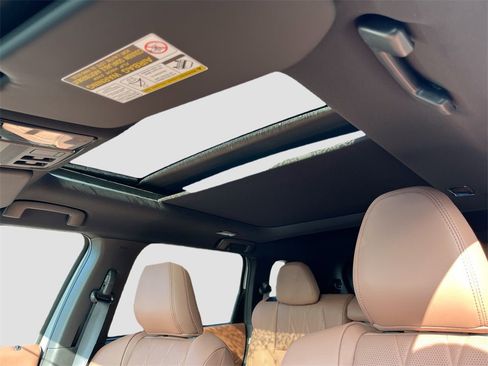 New 2026 Mitsubishi Outlander SEL image 22