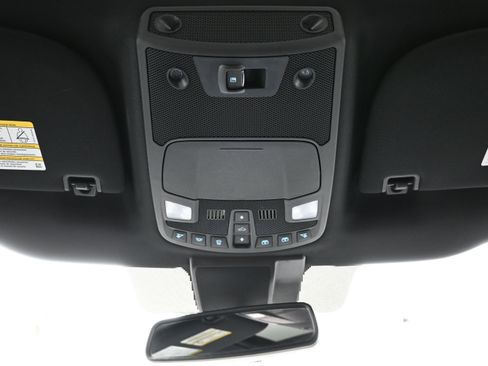 Used 2022 Ford F250 Lariat w/ Tremor Off-Road Package AWD/4WD image 28
