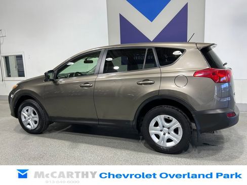 Used 2013 Toyota RAV4 LE FWD image 8