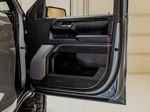 Used 2024 GMC Sierra 1500 AT4X image 36