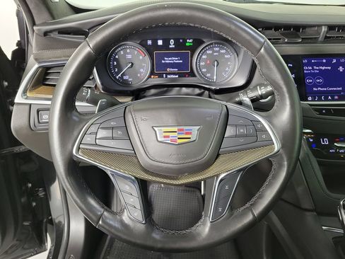 Certified 2023 Cadillac XT5 Sportv w/ Platinum Package AWD/4WD image 23