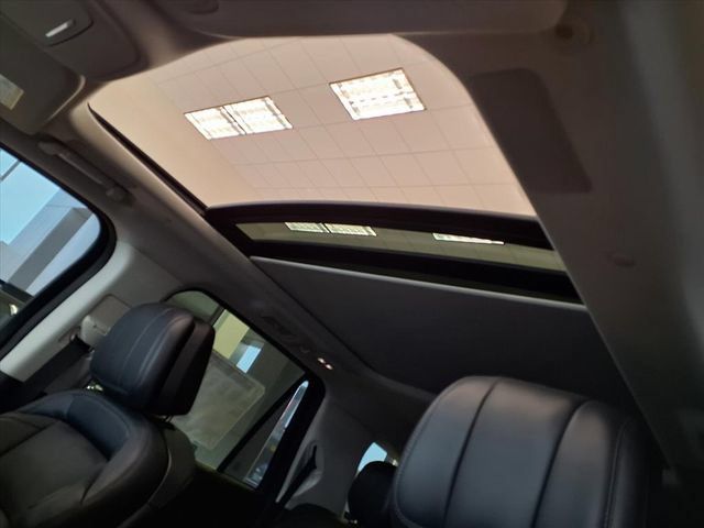 New 2025 Lincoln Navigator Reserve AWD/4WD image 8