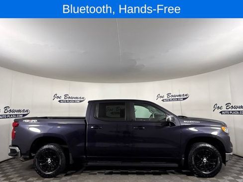 Used 2024 Chevrolet Silverado 1500 LT AWD/4WD image 6