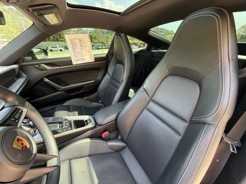 Used 2020 Porsche 911 Carrera 4S AWD/4WD image 24