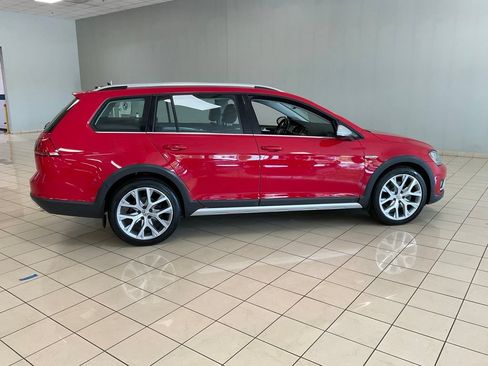 Used 2017 Volkswagen Golf Alltrack SEL AWD/4WD image 6