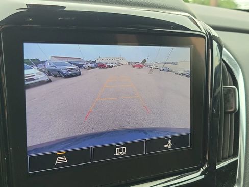 Used 2023 Chevrolet Traverse LT w/ LPO, Floor Liner Package AWD/4WD image 30