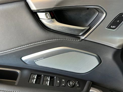 Used 2025 Acura RDX w/ Technology Package image 8