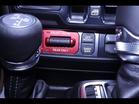 New 2025 Jeep Gladiator Rubicon image 20