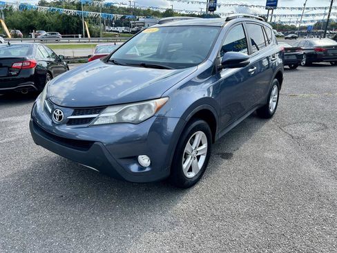 Used 2014 Toyota RAV4 XLE FWD image 3