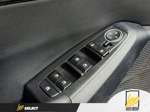 Used 2025 Kia Seltos EX w/ EX Sunroof Package AWD/4WD image 18