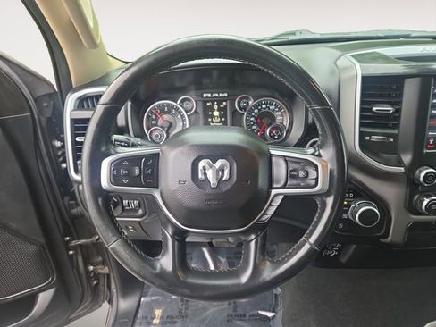 Used 2019 RAM 1500 Big Horn AWD/4WD image 12