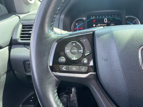 Used 2020 Honda Pilot Touring image 21