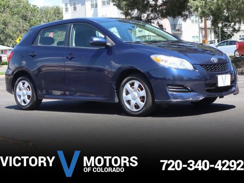 Used 2009 Toyota Matrix FWD image 1
