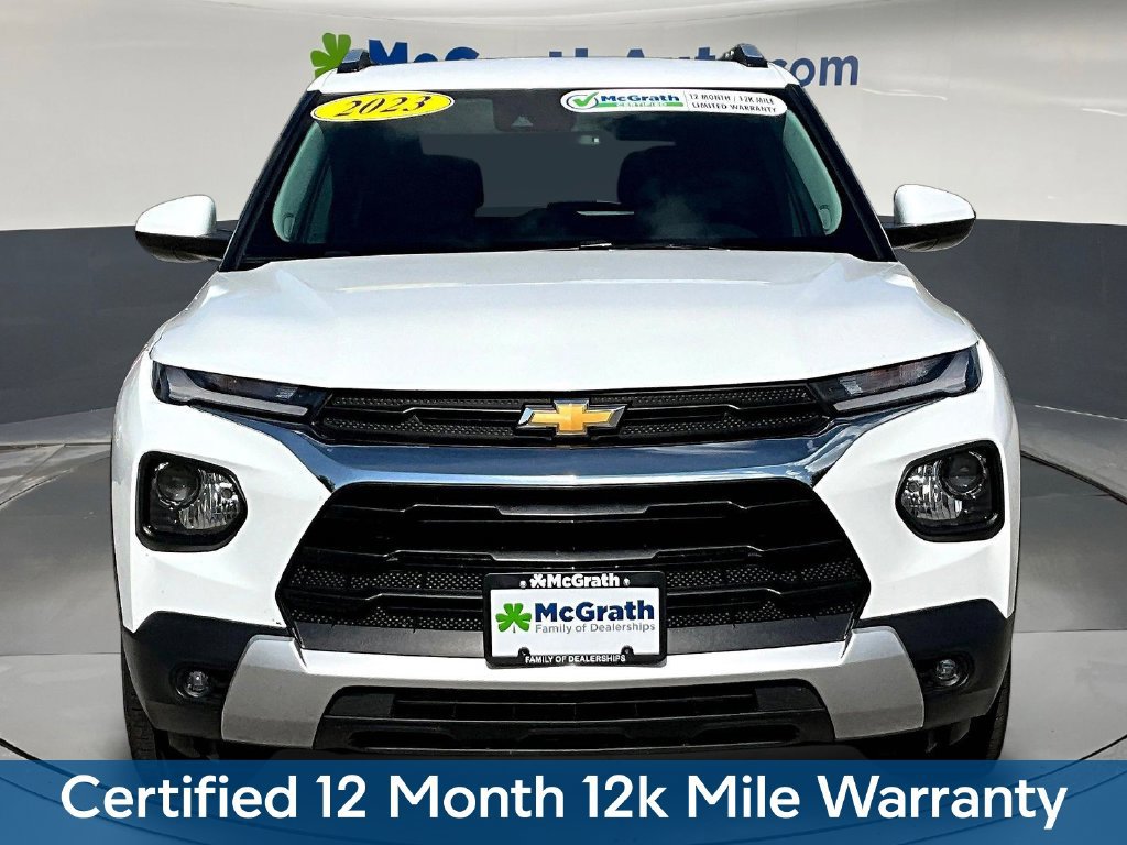 Used 2023 Chevrolet TrailBlazer LT w/ Convenience Package AWD/4WD image 2