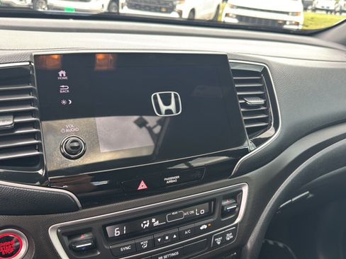 Used 2024 Honda Passport TrailSport image 21