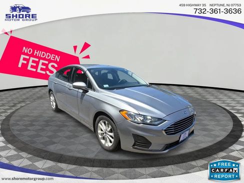 Used 2020 Ford Fusion SE FWD image 3
