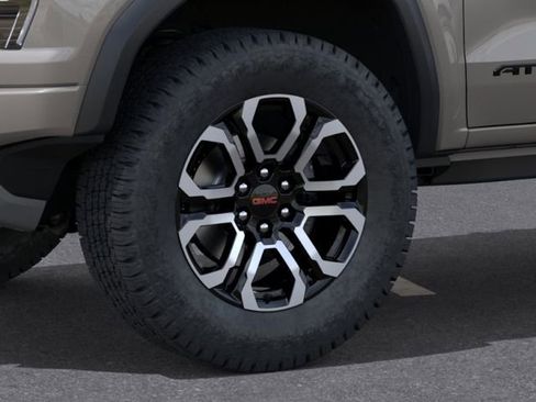 New 2026 GMC Canyon AT4 w/ Nightfall Essentials Package AWD/4WD image 9