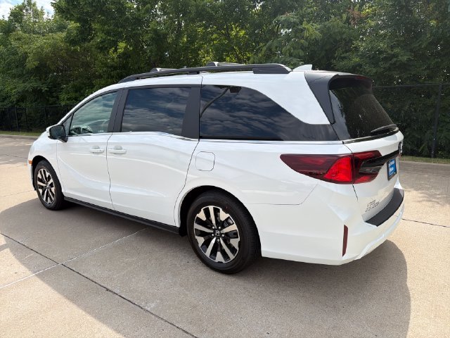 New 2026 Honda Odyssey EX-L image 3