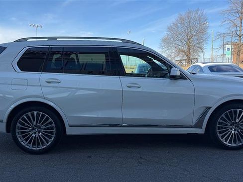 Used 2023 BMW X7 xDrive40i w/ Executive Package image 6