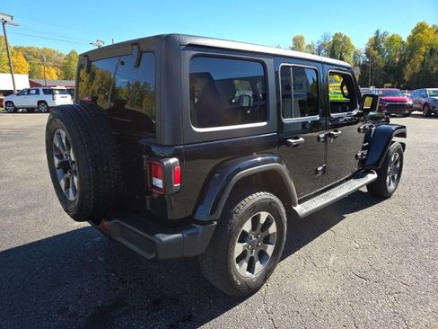 Used 2021 Jeep Wrangler Unlimited Sahara w/ Uconnect 4C Nav & Sound Group image 26