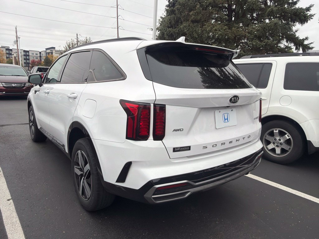 Used 2021 Kia Sorento EX AWD/4WD image 2
