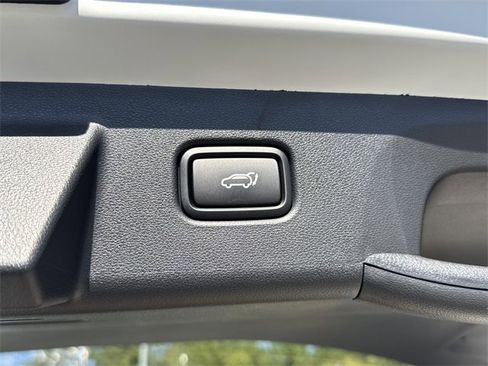 New 2026 Hyundai Tucson Limited image 18