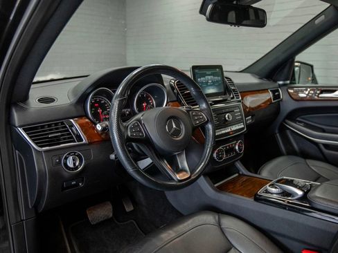 Used 2018 Mercedes-Benz GLS 550 4MATIC image 16