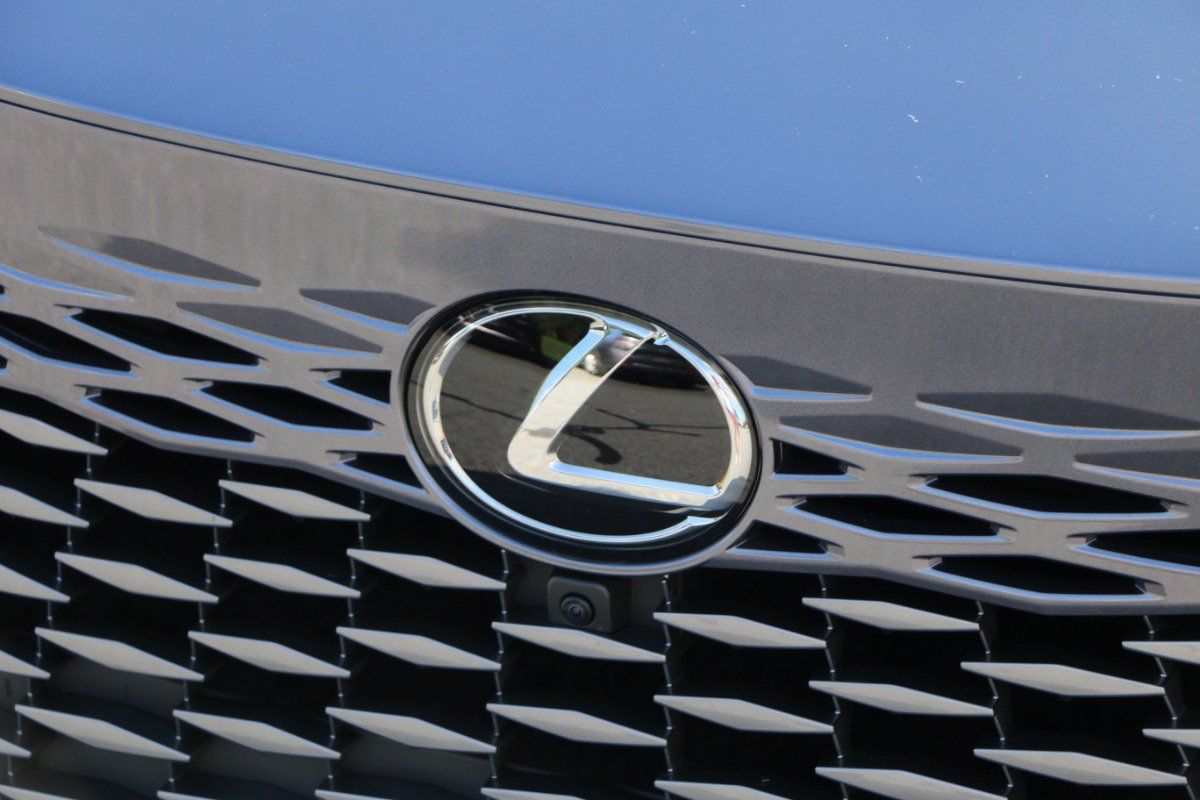 Used 2023 Lexus RX 350 FWD w/ Accessory Package image 12
