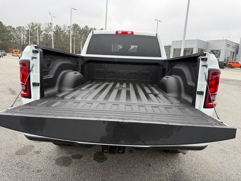 Used 2025 RAM 2500 Big Horn image 23